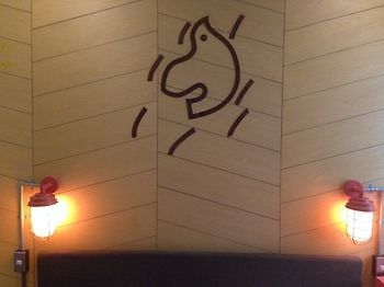 Oliver'S Hostelry Bandung Exterior photo